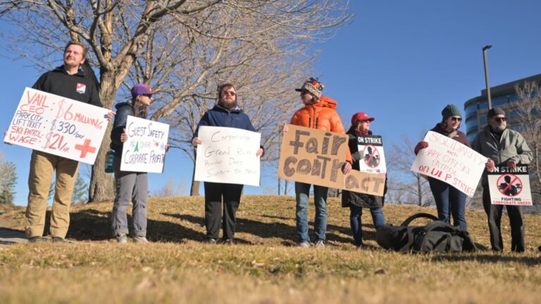 108082531 1736180893940 gettyimages 2191883361 tdp l ski patrol protest rjs 461