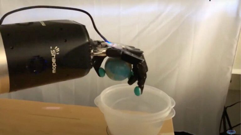 4 soft robotic armband gives prosthetic hand users natural control